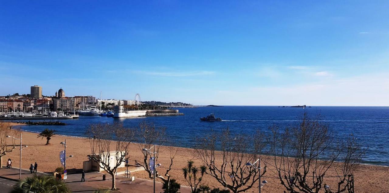 Le Panorama Apartment Frejus Bagian luar foto
